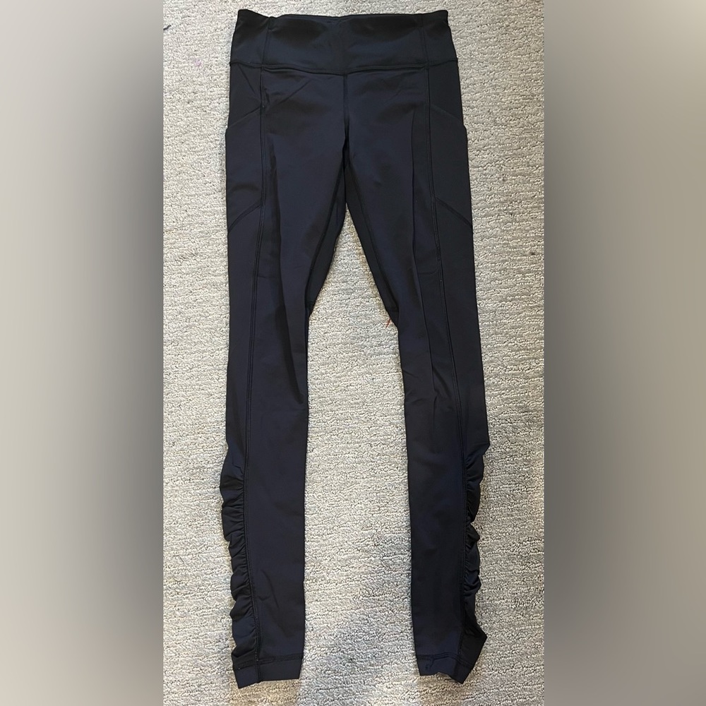 Lululemon Speed Tight III (Mesh) - Picture 4 of 7